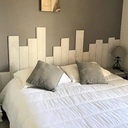 Renove 7 Pers, 2 Chambres, Parking, Animaux Admis - Fr-1-504-68 シャレー